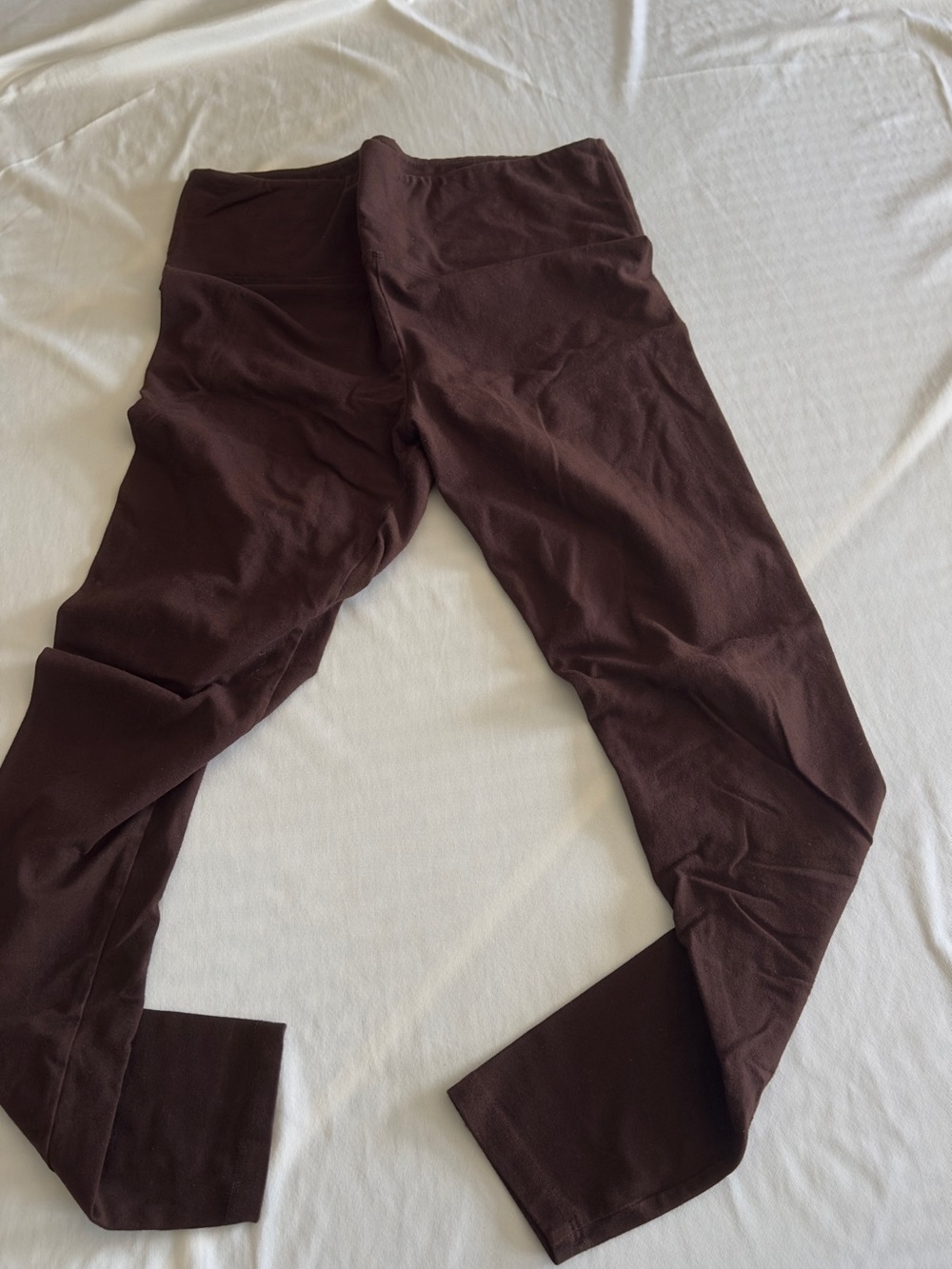 Stretchy High-Waist Leggings in Chocolate Brown
